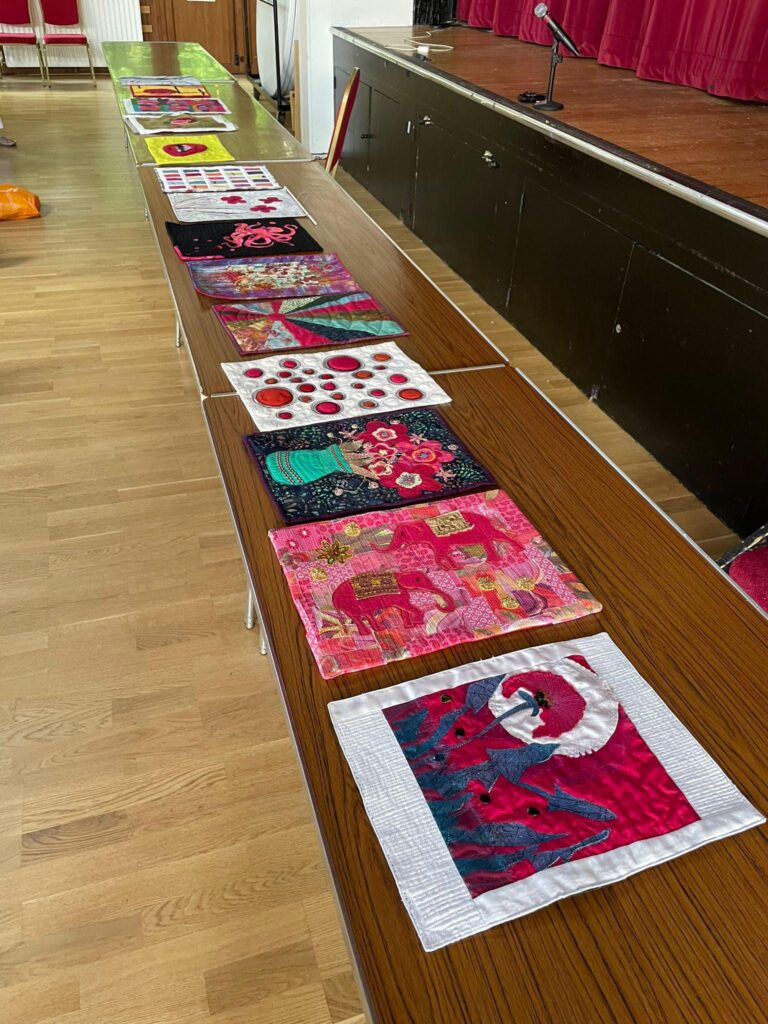 Viva Magenta Challenge pieces